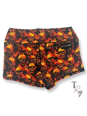 Peachy Athletic NWT Peach Perfect Booty Bike Shorts Flames Skulls Size Medium